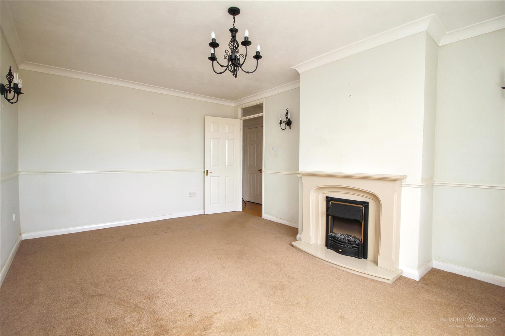 Bay Tree Rise, Calcot, Reading